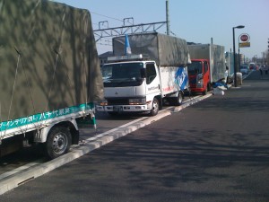 並んで引っ越し